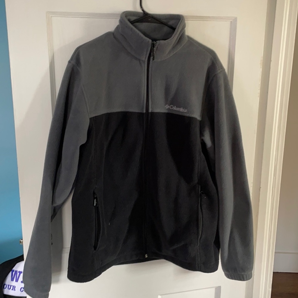 Columbia black and gray fleece jacket